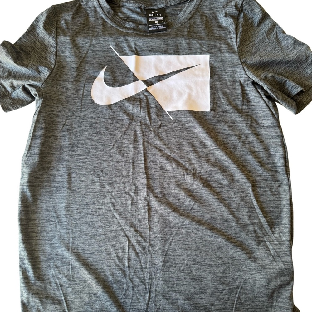 Nike Girl Kids Gray T-Shirt Size L